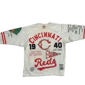 Vintage 90s Cincinnati Reds MLB All Over Print History Graphic T-Shirt Single St